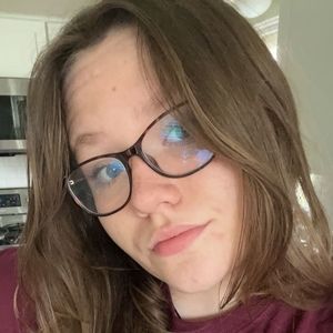 Meet your Posher, Ella